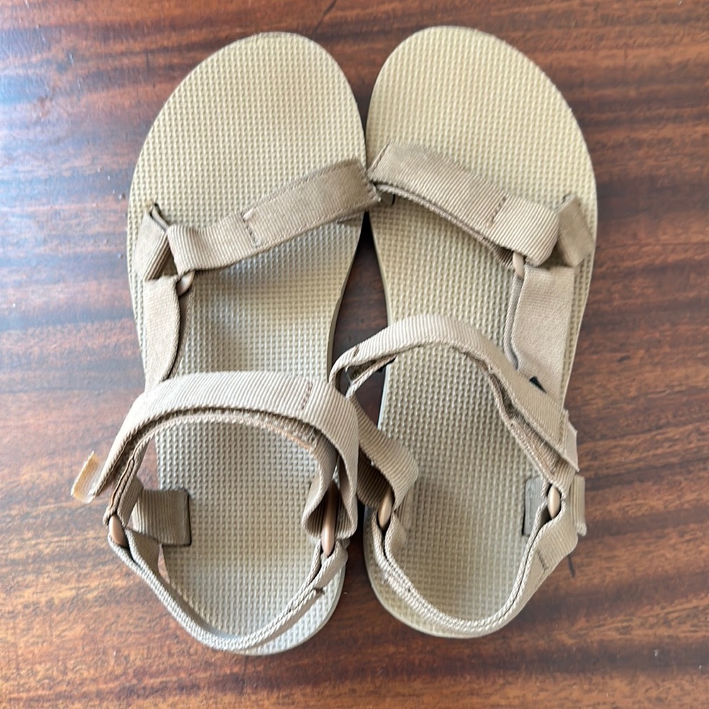 Teva Sand Dune sandals, size 8
